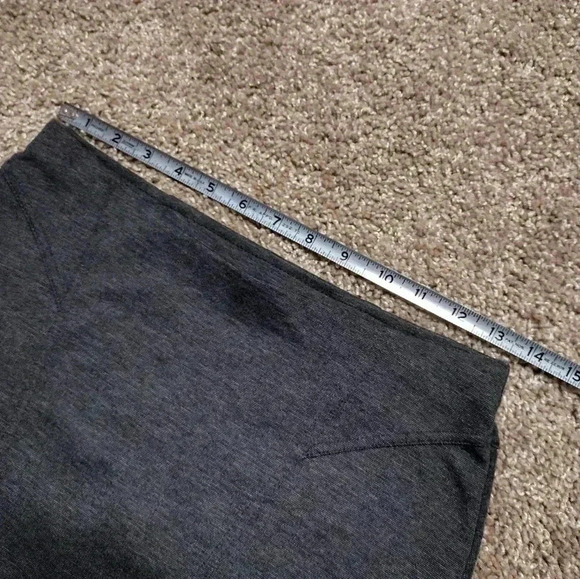Express Gray Mini Skirt - Picture 4 of 5